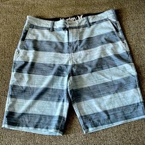 Hurley size 33 hybrid shorts
